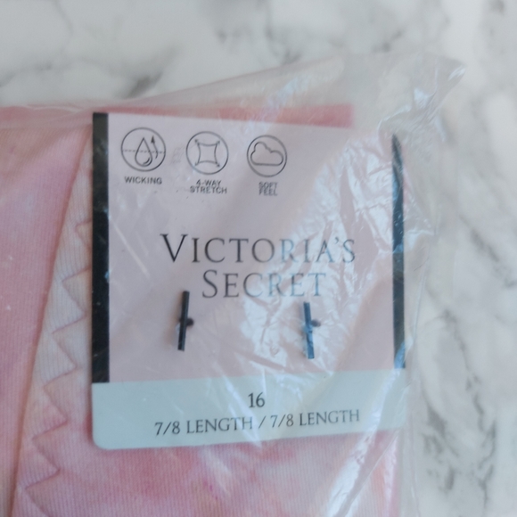 VS Incredible Esencial Lace-Up Legging XL (16) - Picture 7 of 9